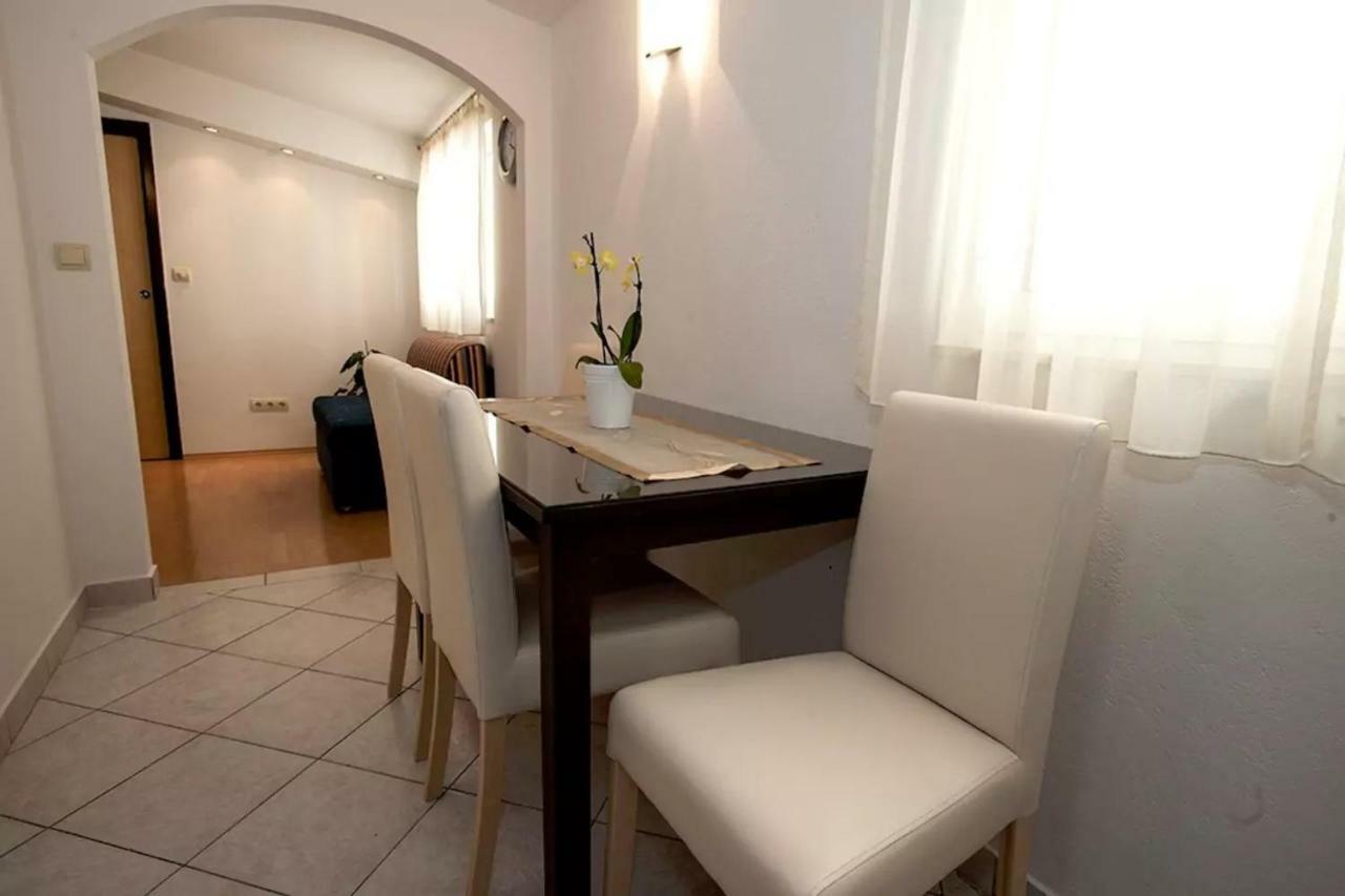 Apartments Carevic Ante บาชกาโวดา ภายนอก รูปภาพ